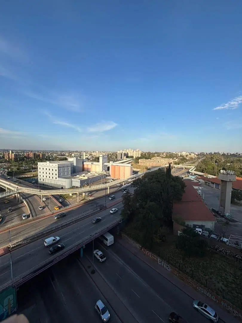 Departamento de 2 dormitorios con cochera en Av. poeta lugones 34. Zona Nueva Cordoba 1