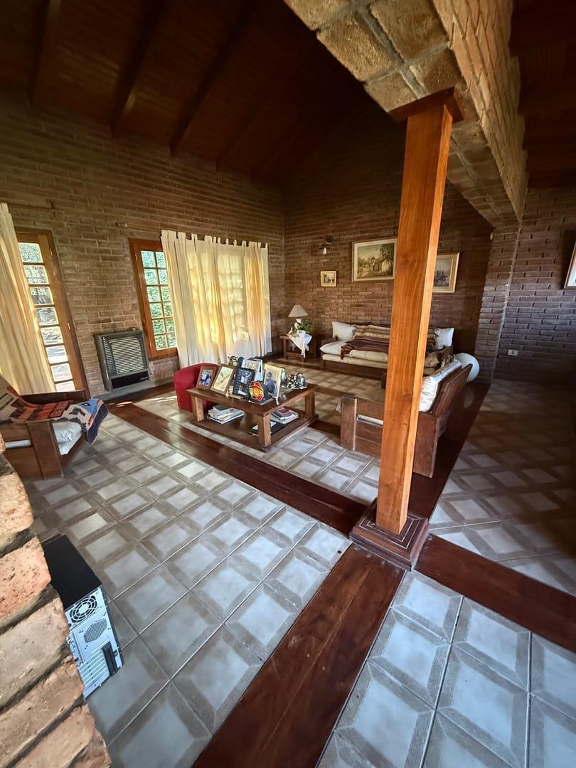 Foto de Casa en alquiler para oficinas o uso profesional en Argüello- ubicación estratégica en zona norte, imagen 1