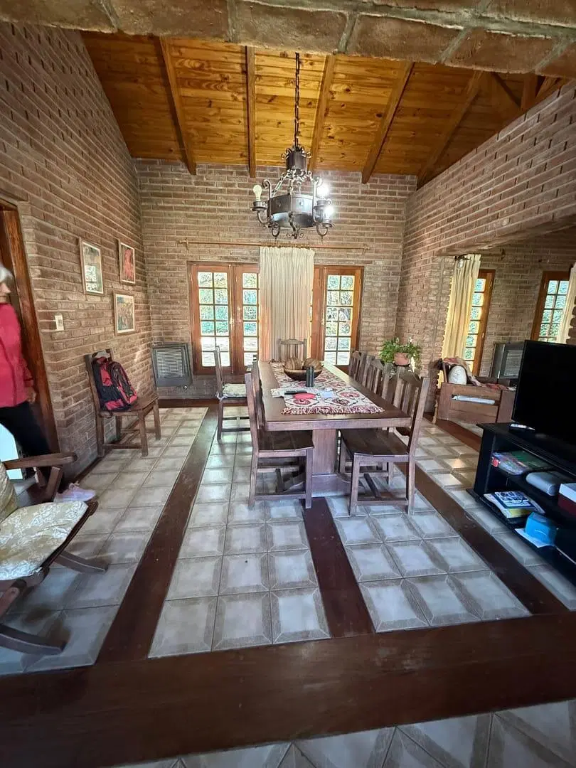Casa en alquiler para oficinas o uso profesional en Argüello- ubicación estratégica en zona norte 3