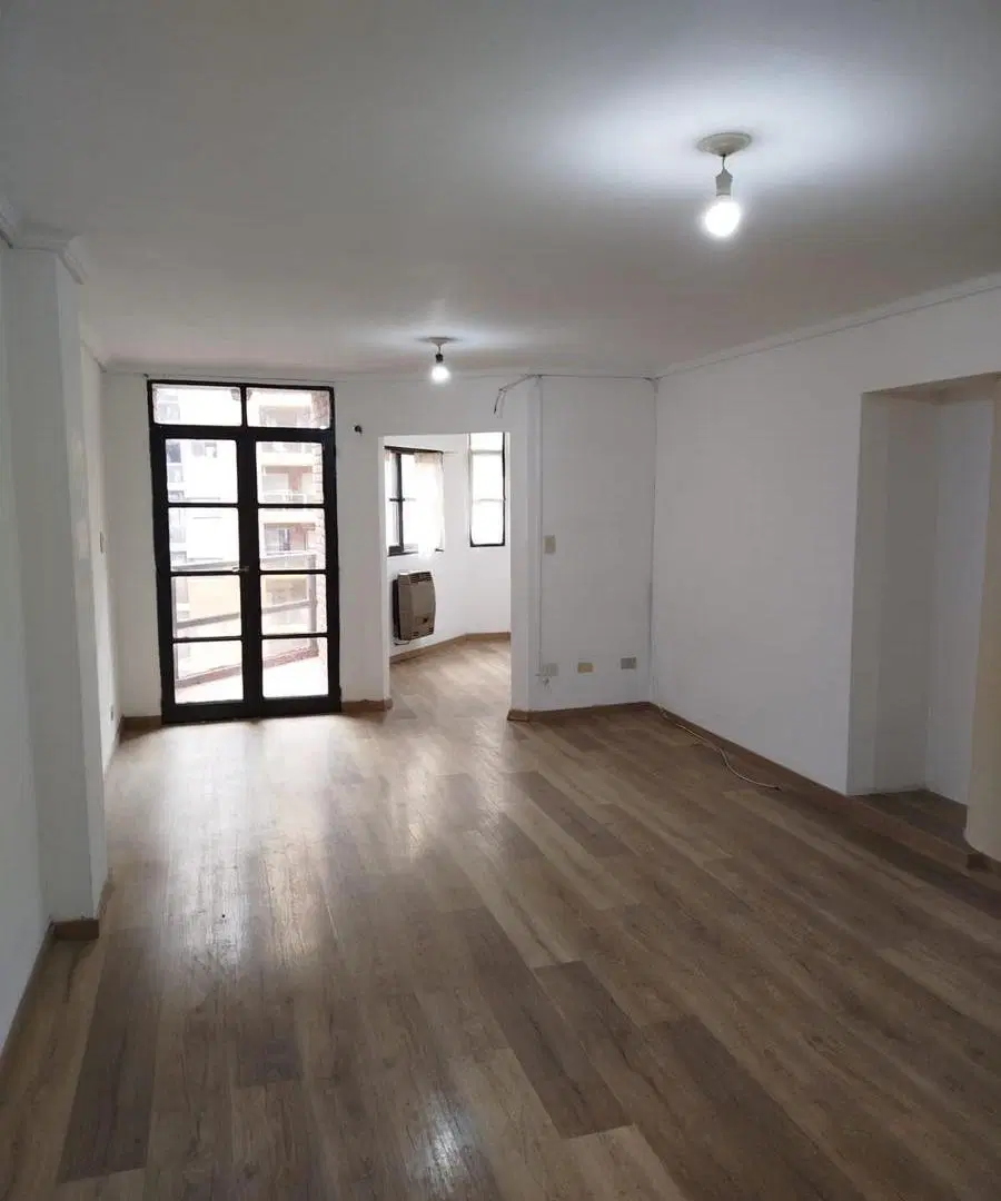 ALQUILER CUATRO DORMITORIOS EN NUEVA CÓRDOBA! Dúplex de categoría 3