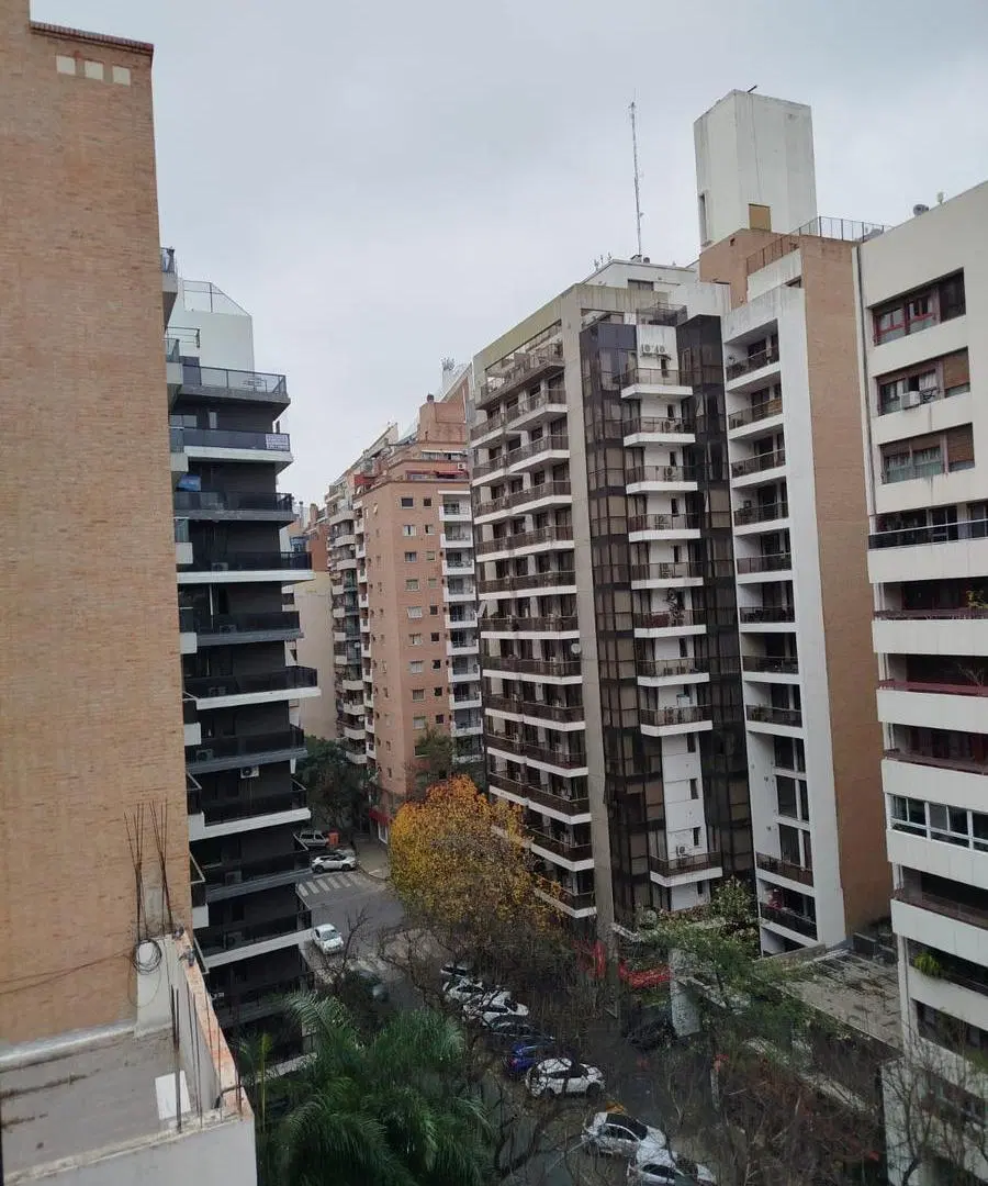ALQUILER CUATRO DORMITORIOS EN NUEVA CÓRDOBA! Dúplex de categoría 1
