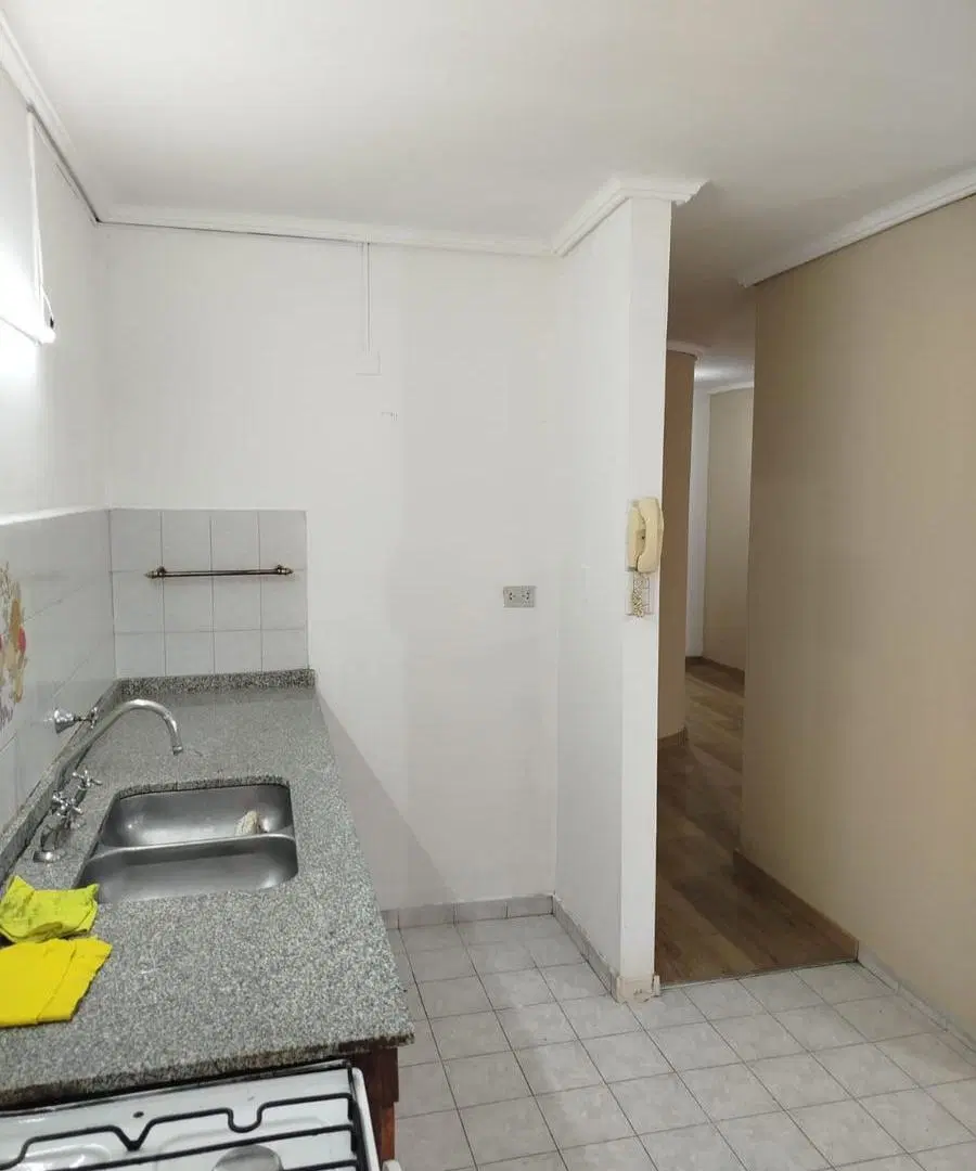 ALQUILER CUATRO DORMITORIOS EN NUEVA CÓRDOBA! Dúplex de categoría 3