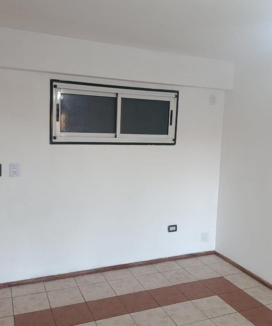 Foto de Departamento 2 dormitorios con cochera privada y amplio balcón en Nueva, imagen 3