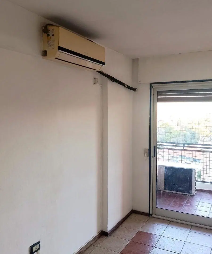 Departamento 2 dormitorios con cochera privada y amplio balcón en Nueva Cordoba 2