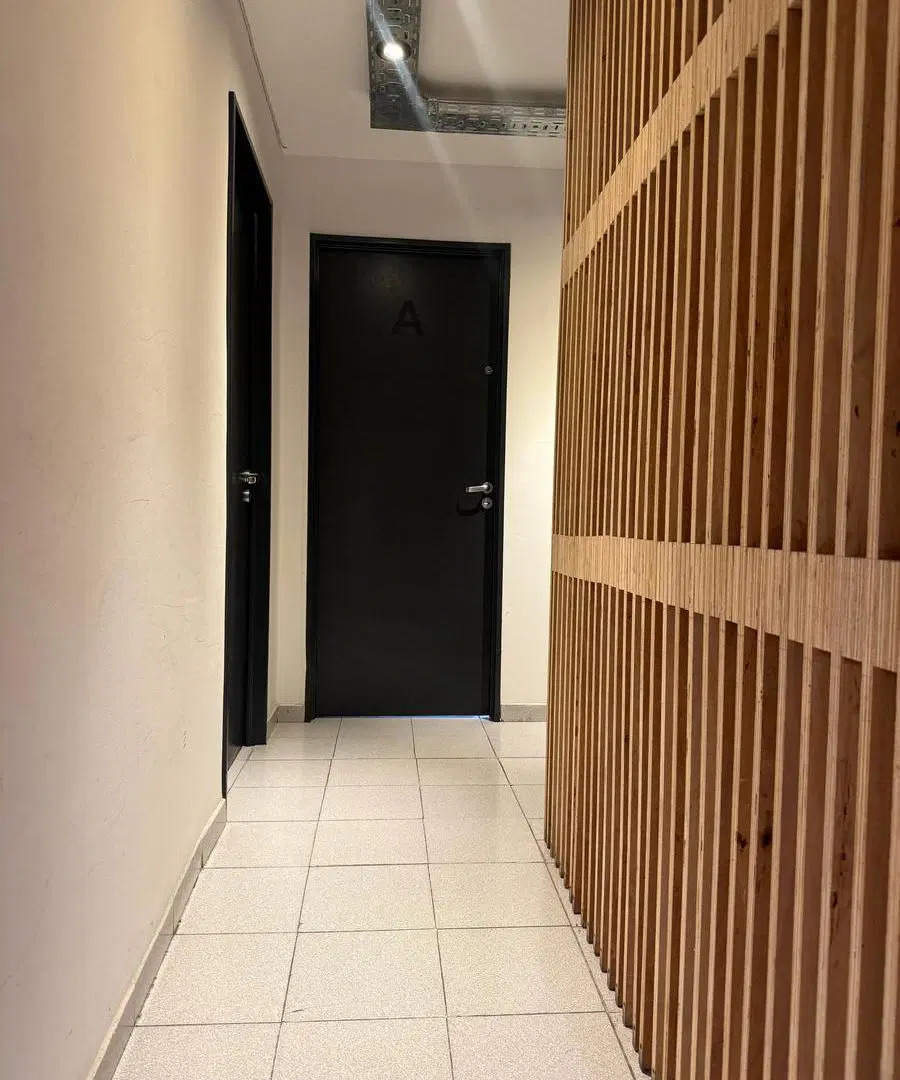 Oficina en Alquiler, ideal Profesionales - Primer Piso - Alberdi, Córdo 4