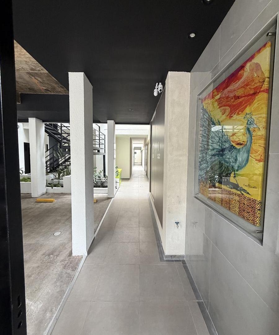 Foto de DEPARTAMENTO FINANCIDO EN PUEYRREDON 2 DORMITORIOS, COCHERA Y PATIO, imagen 3