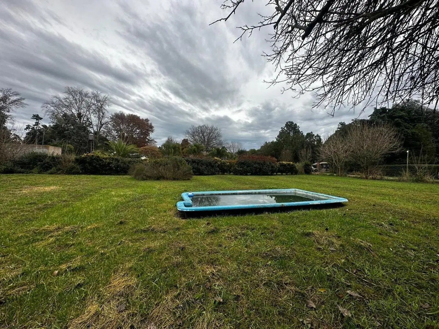 CASA QUINTA EN VENTA BARRIO EL REMANSO 1