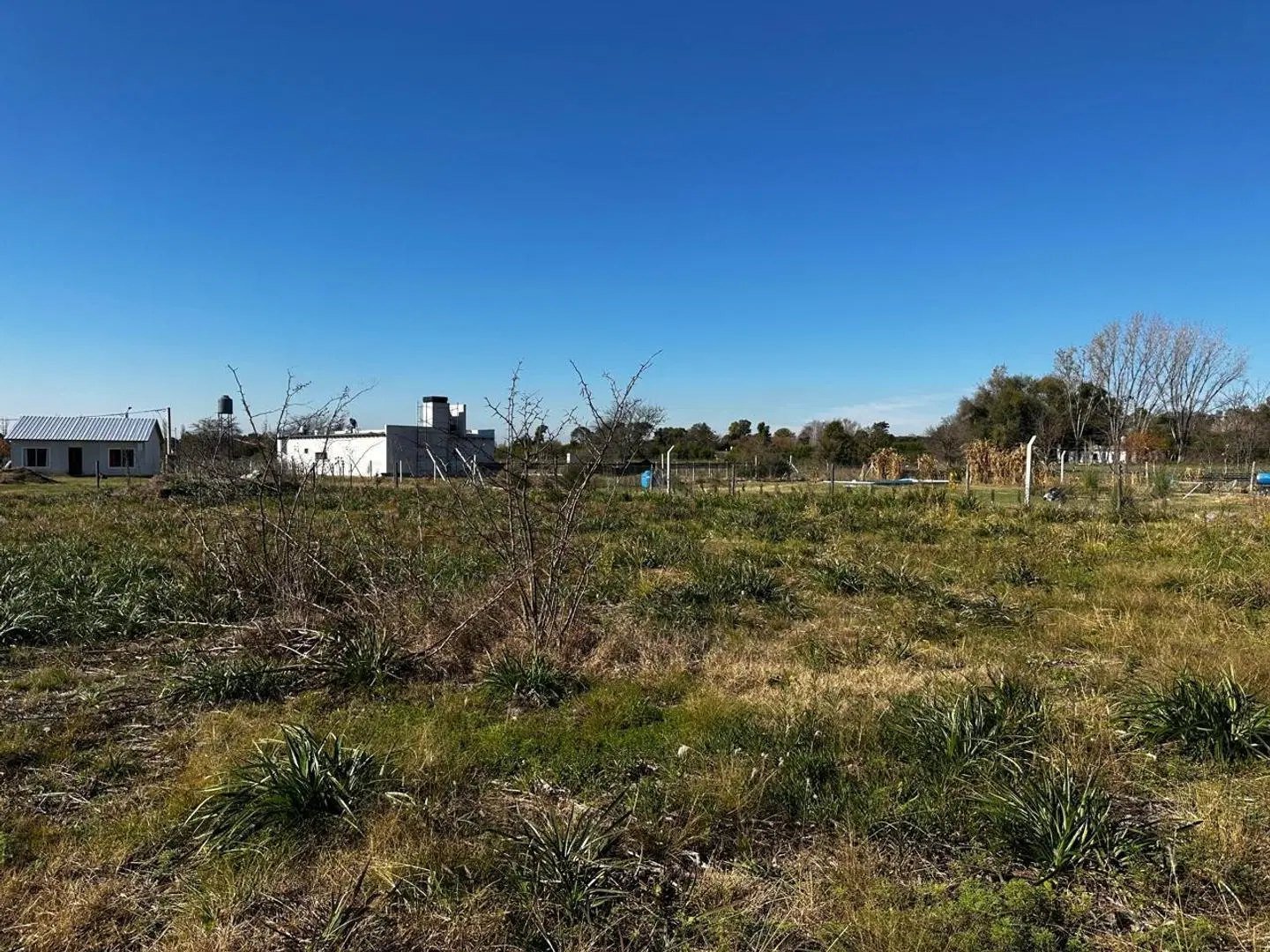 TERRENO EN VENTA EXALTACION DE LA CRUZ ANTICIPO Y CUOTAS 5