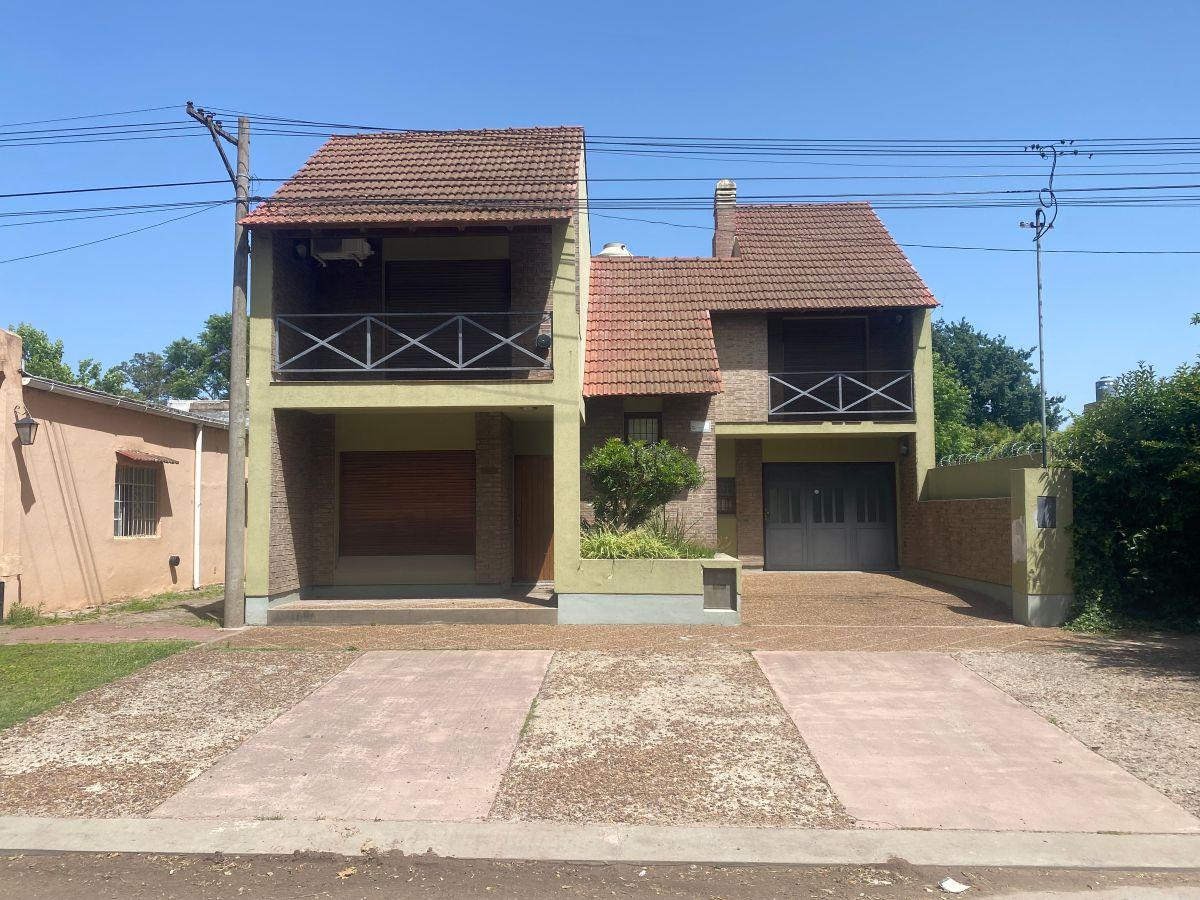 Foto de Casa en Venta Sobre Avenida 29 Mercedes Bs As, imagen 1
