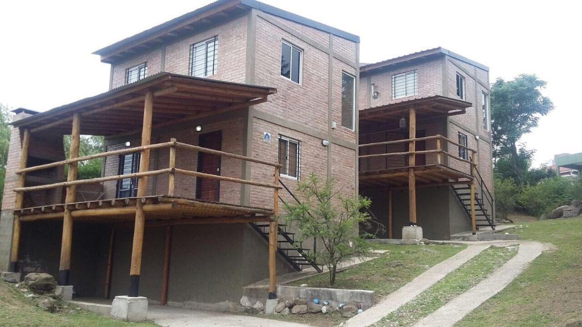 Foto de OPORTUNIDAD DE INVERSIÓN | COMPLEJO DE 2 CABAÑAS FRENTE AL RÍO, imagen 5