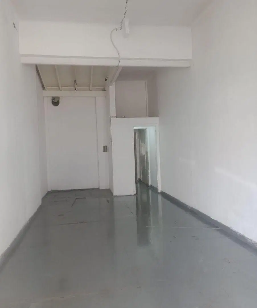 Local en venta zona céntrica Ramos Mejía 5