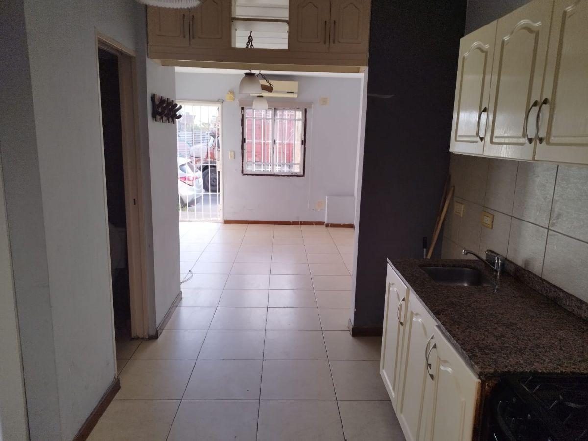 Foto de ALQUILER DUPLEX 3 AMBIENTES CON PATIO Y SIN EXPENSAS. ENTRADA, imagen 5
