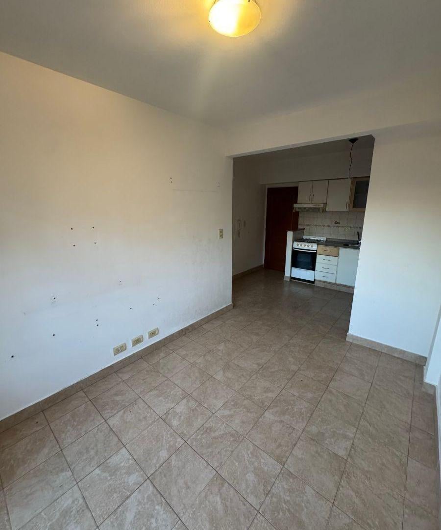 Foto de Departamento venta 2 Ambientes al Frente, Ramos Mejía, imagen 5