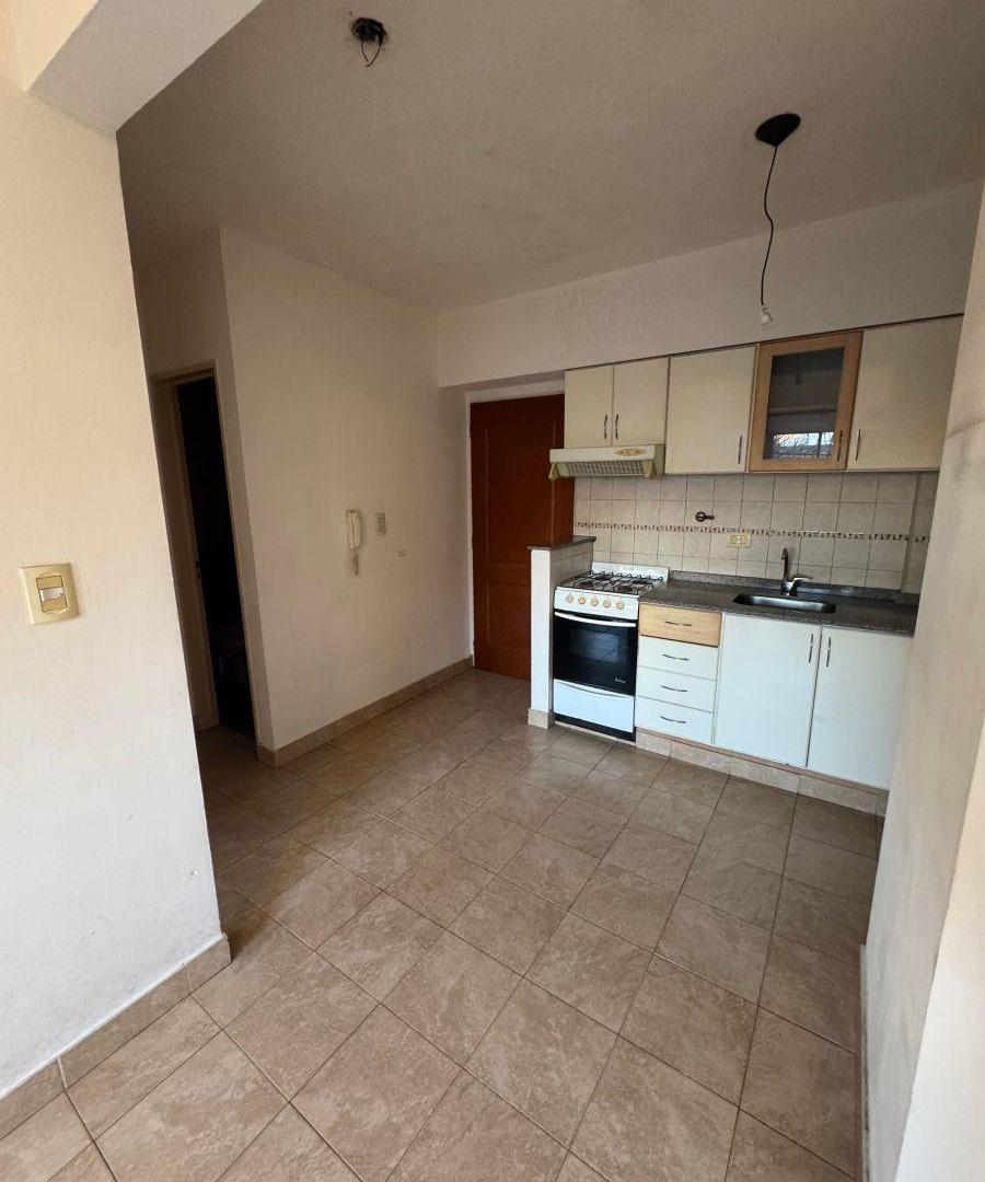 Foto de Departamento venta 2 Ambientes al Frente, Ramos Mejía, imagen 1