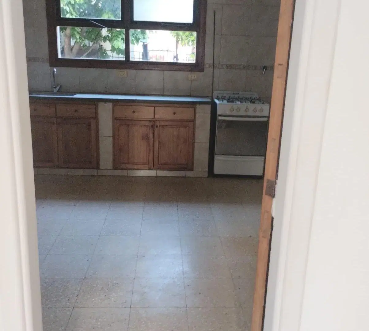 VENTA 2 CASAS Y UN DEPARTAMENTO EN TANDIL 5