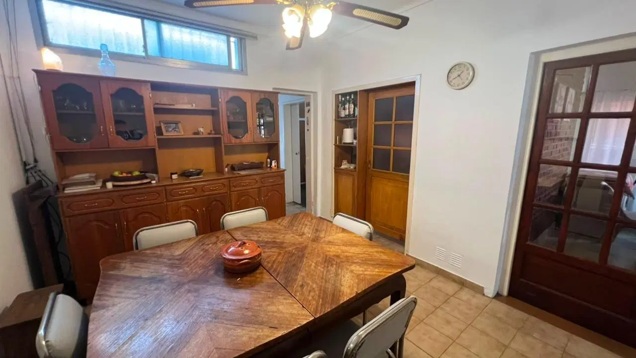 VENTA DE CASA DE 3 HABITACIONES, MITRE AL 1500 8