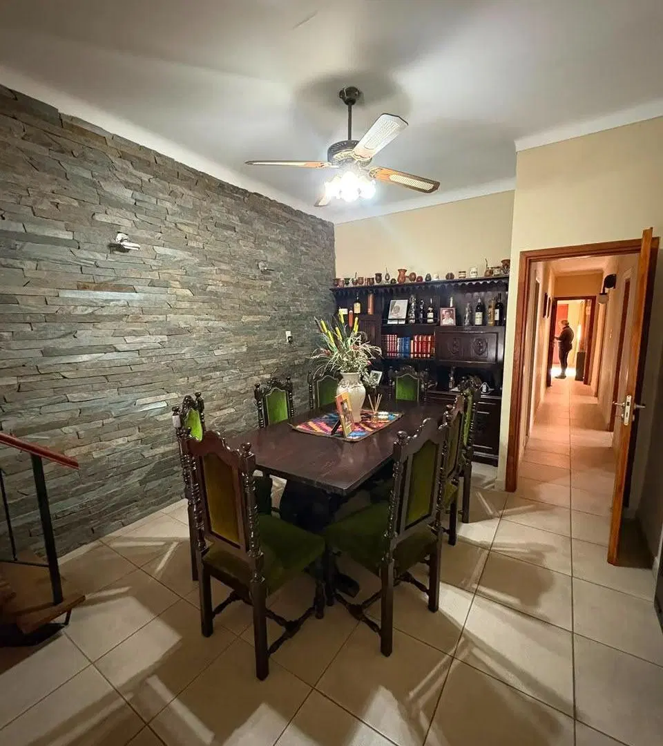 VENTA DE CASA EN EL CENTRO DE TANDIL - APTO CRÉDITO 4