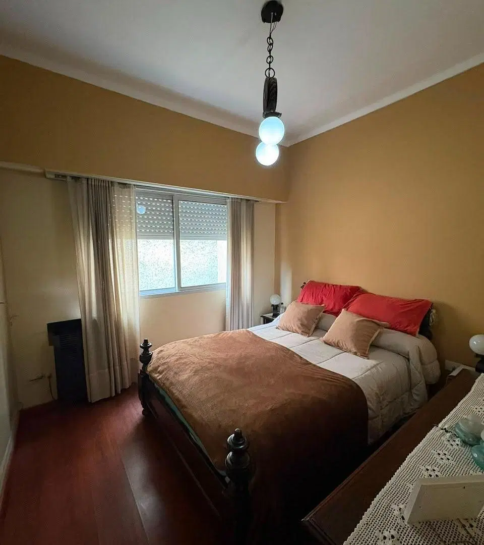 VENTA DE CASA EN EL CENTRO DE TANDIL - APTO CRÉDITO 5