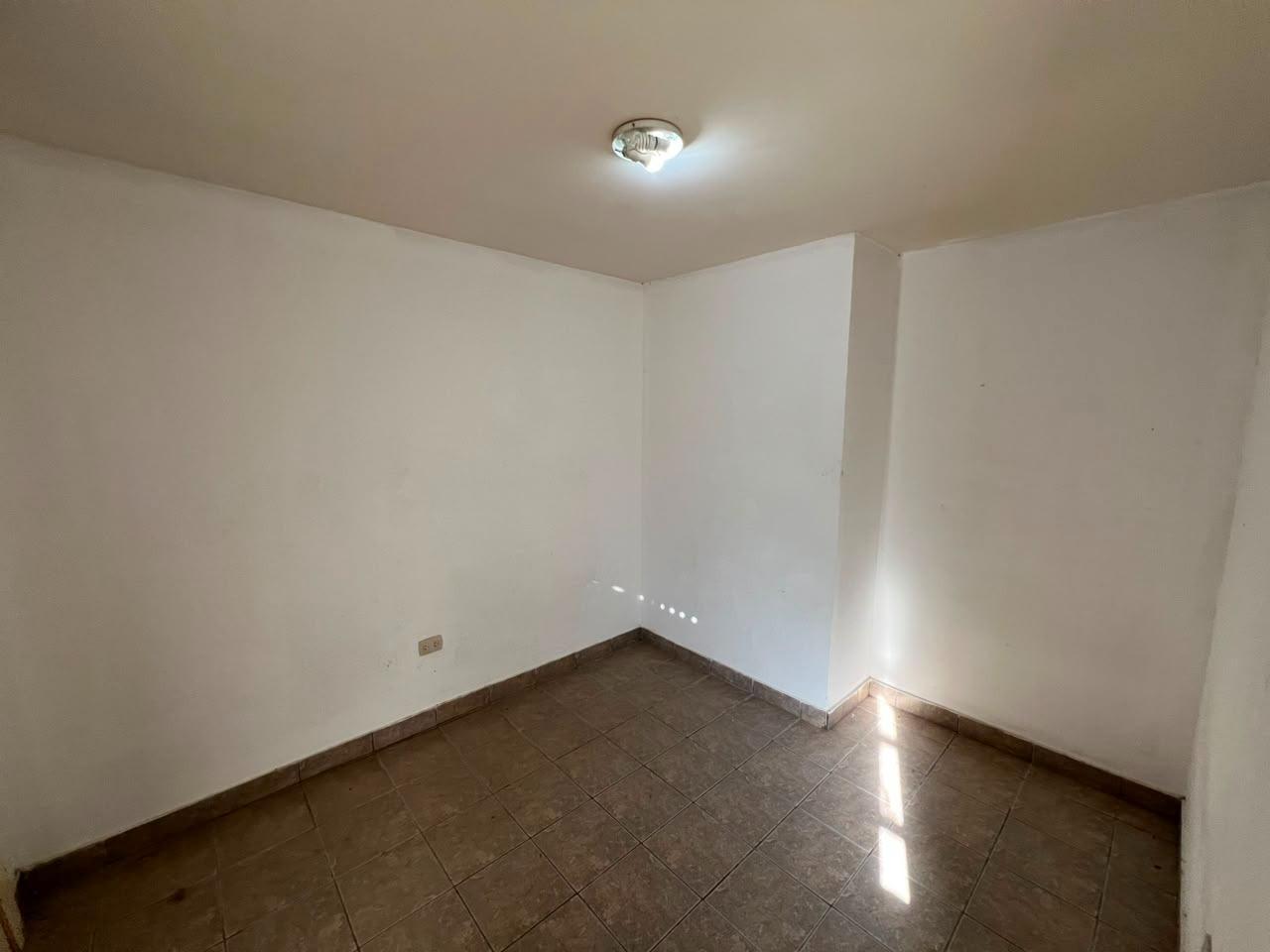 Foto de VENTA DE CASA CON DEPARTAMENTO EN TANDIL, imagen 5