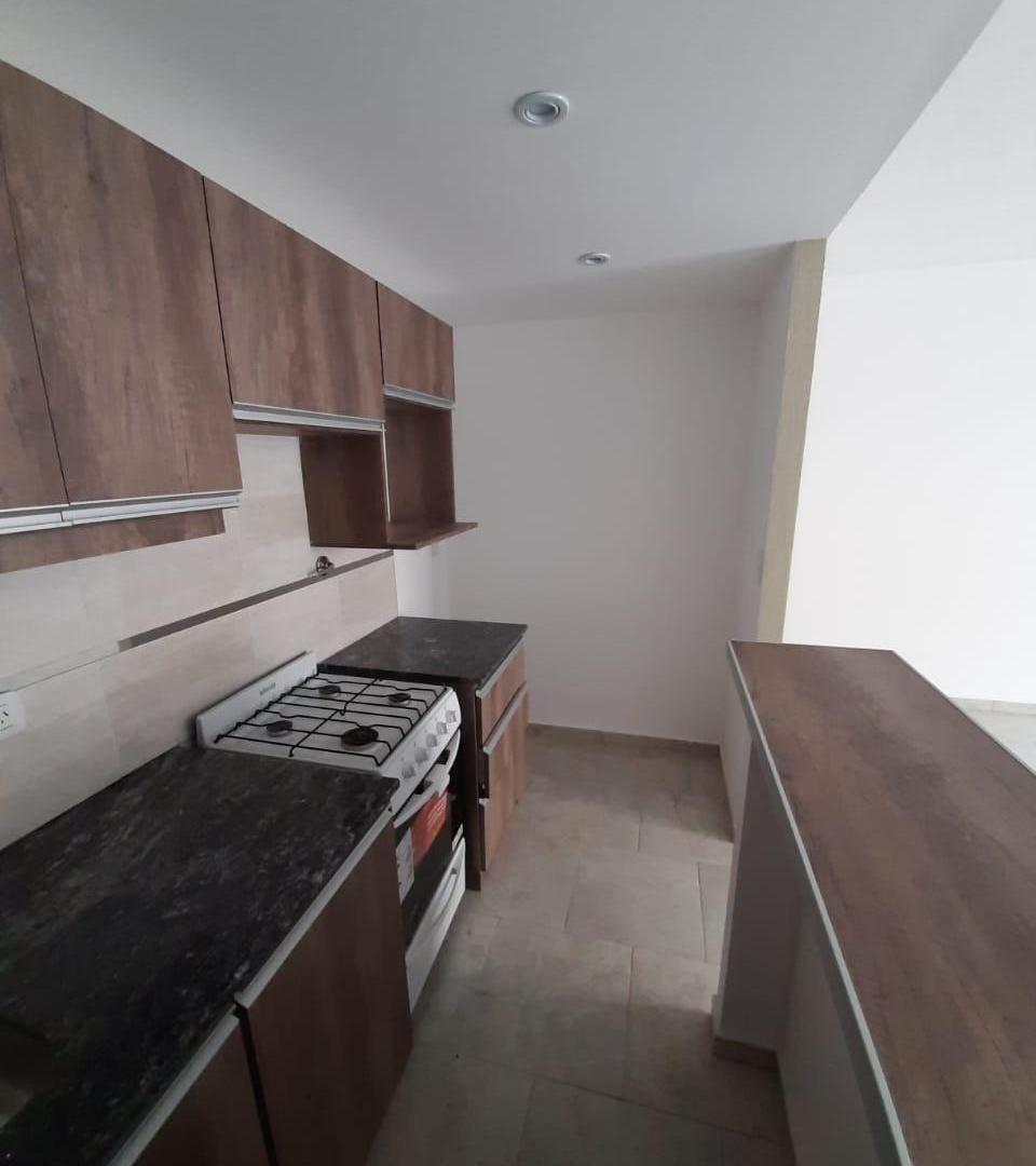 Foto de VENTA DE DEPARTAMENTO 2 AMBIENTES EN TANDIL, imagen 2