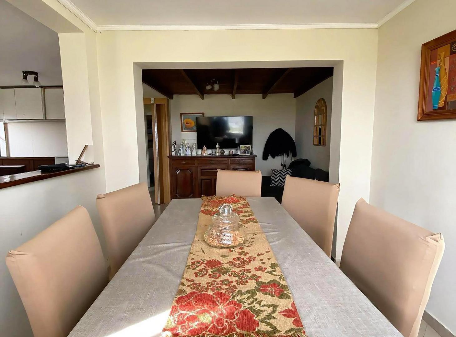 Foto de Casa en Venta en Tandil, imagen 2