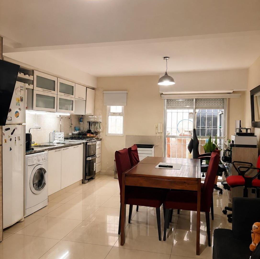 Foto de CASA 3 DORMITORIOS EN VENTA EN TANDIL, ZONA CASINO, imagen 2