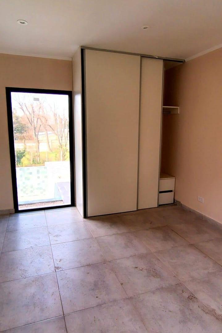 Foto de VENTA DE CASA A ESTRENAR EN TANDIL, LA ELENA, imagen 1