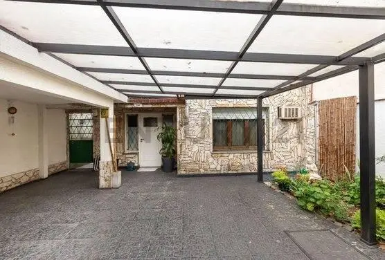 Casa Multifamiliar 3 en 1  cochera patio FINANCIA 3