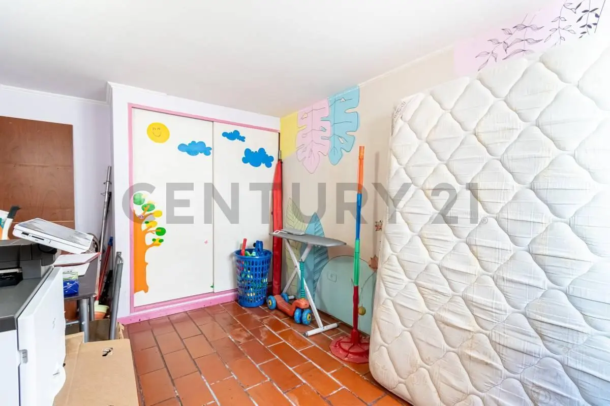 PH Tipo Casa con parque y piscina Permuta 3