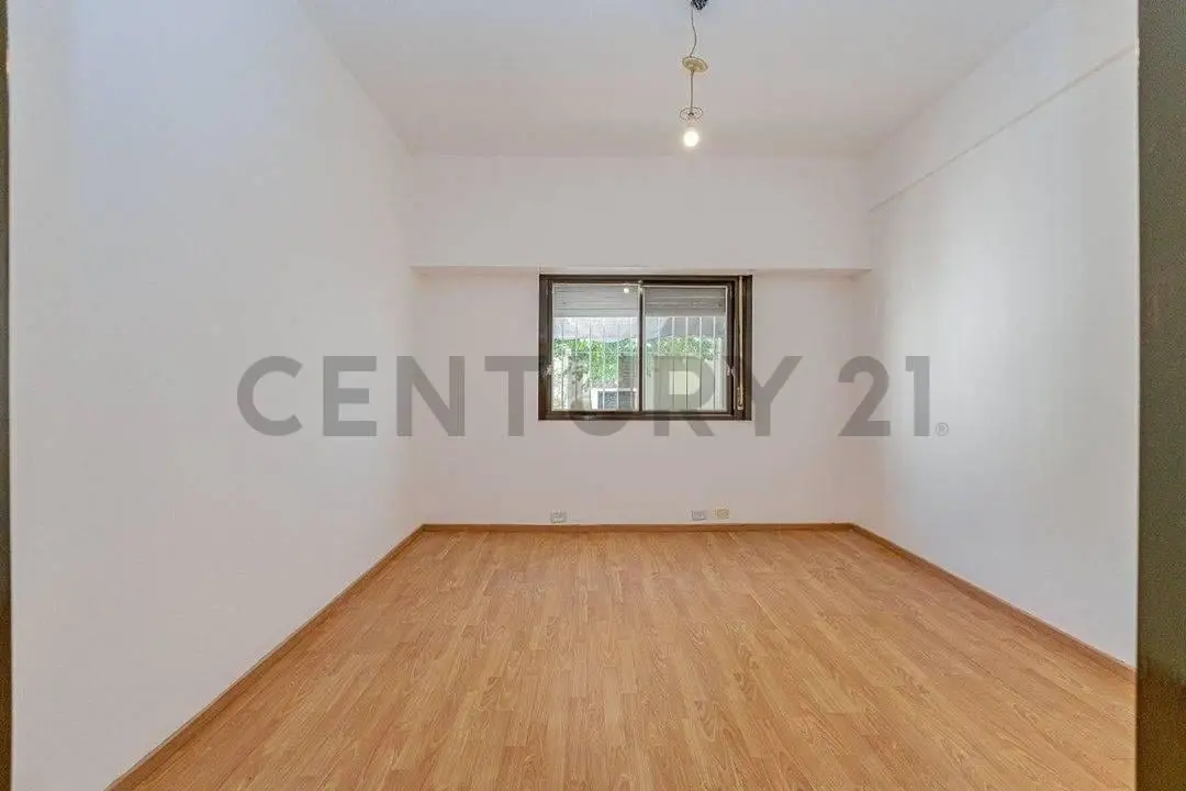 Hermoso PH 3 ambientes con patio y cochera Haedo 4