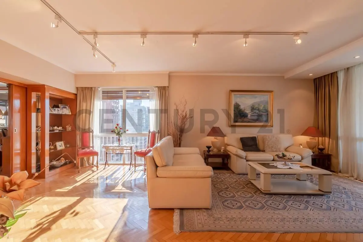 Piso 210m2 en Belgrano c/cochera -FInancia Permuta 5
