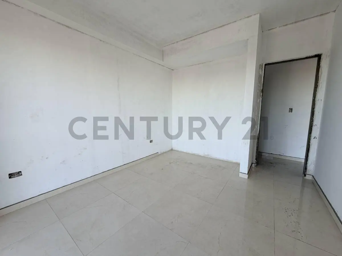 Venta departamento 2 ambientes Caseros Centro. 4