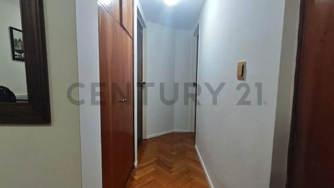 VENTA DEPTO 2 AMBIENTES AMOBLADO PERMUTA 4