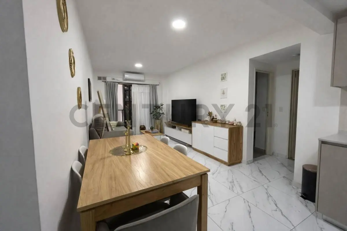 VENTA - PERMUTA Dpto 3 Amb con cochera cubierta y pileta 5
