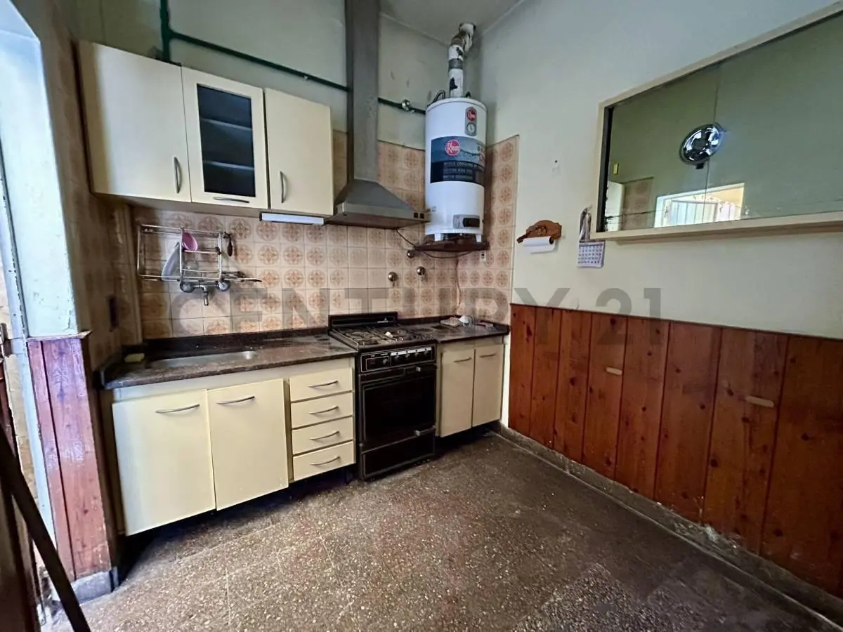 VENTA- PH 4 AMB EN CASEROS- PERMUTA 3