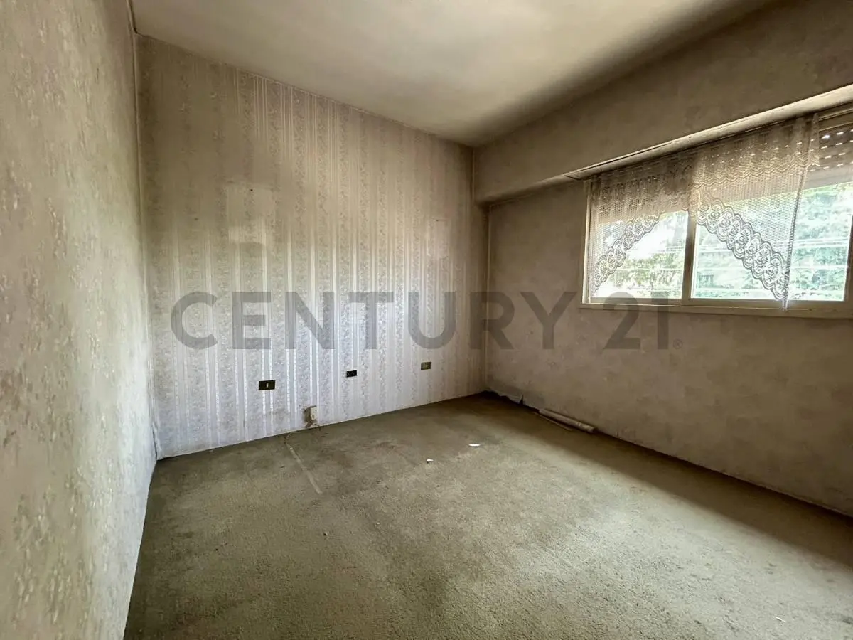 VENTA- PH 4 AMB EN CASEROS- PERMUTA 4
