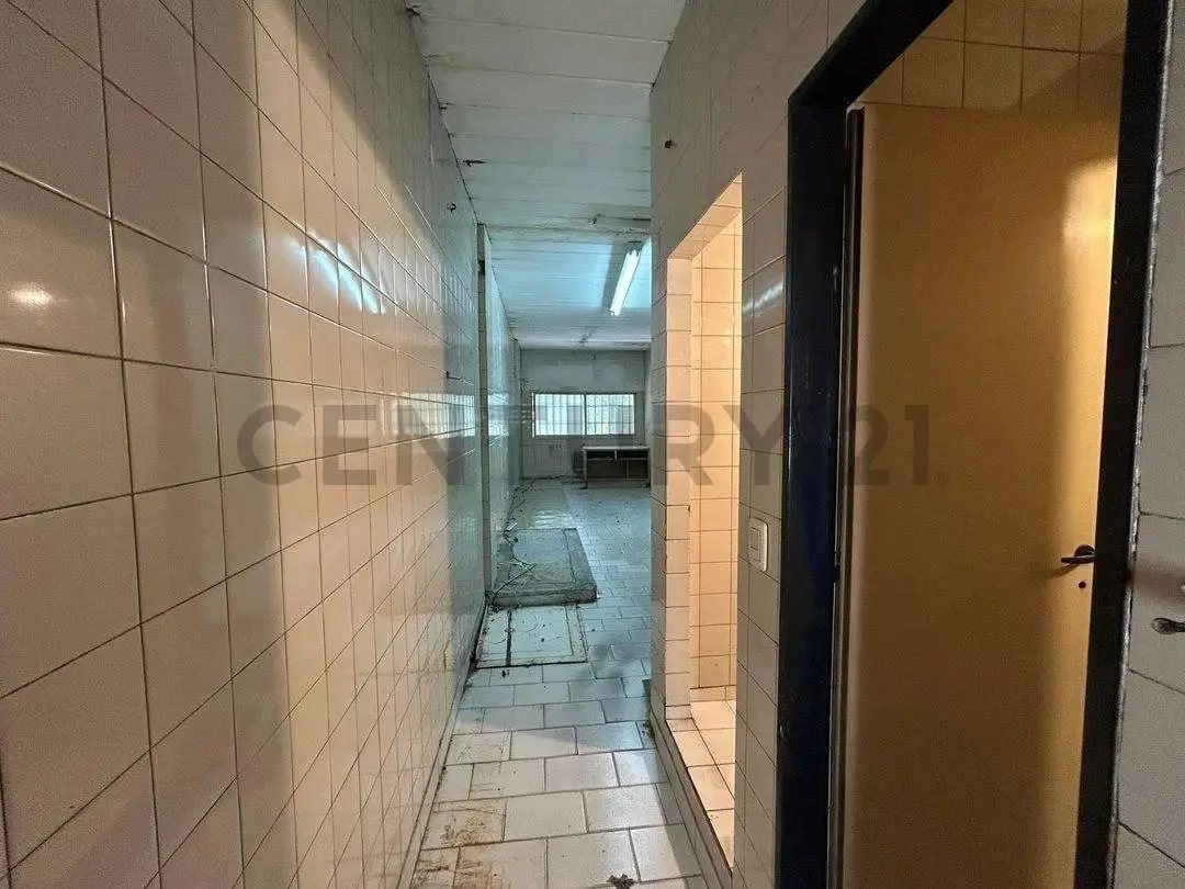 VENTA LOCAL COMERCIAL PERMUTA 5