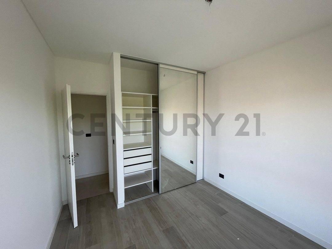 Foto de Venta depto 2 amb en Caseros. PERMUTA, imagen 2