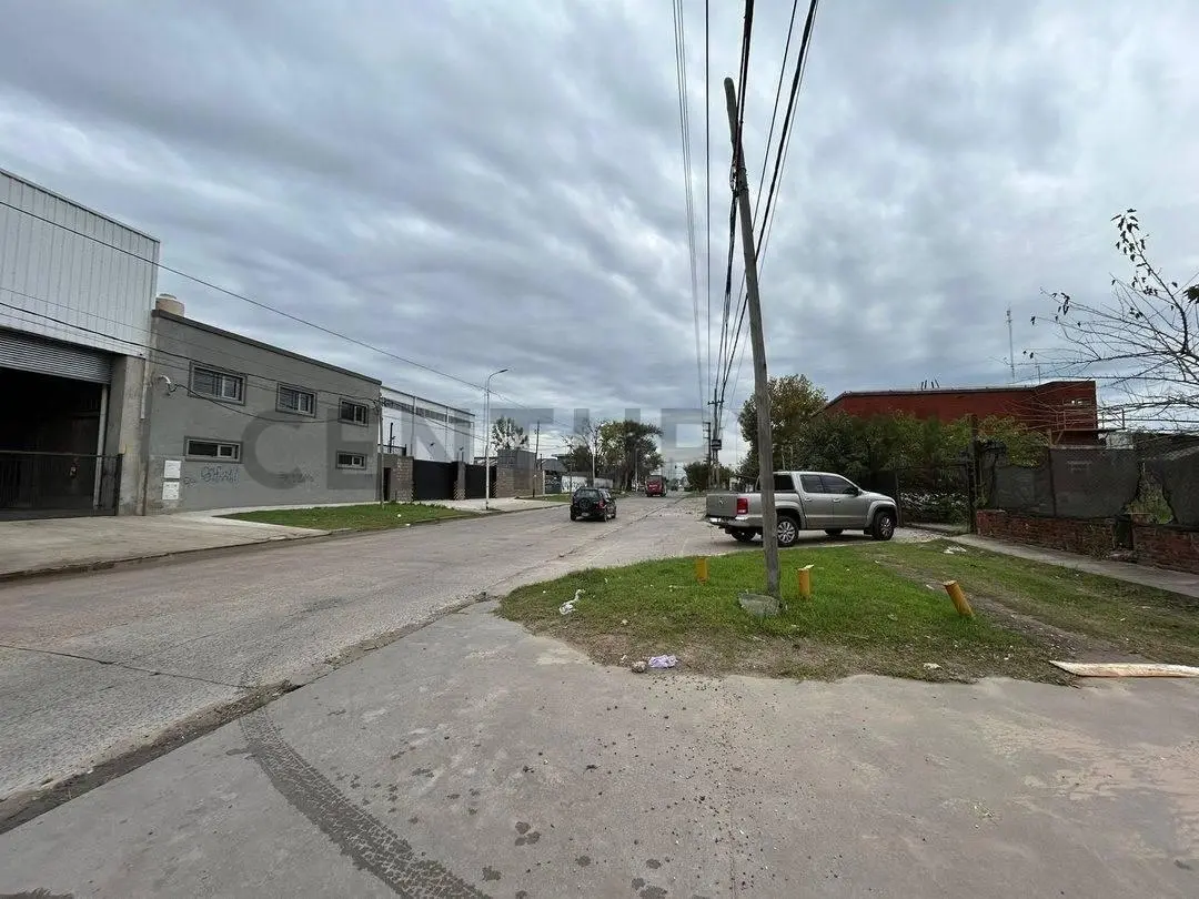 VENTA LOTE 1945 M2 MERLO FRENTE 55 MTS PERMUTA 5