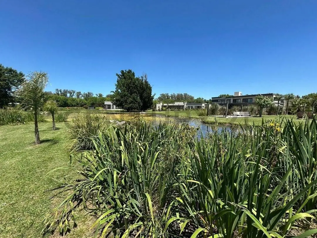VENTA LOTE DE 1980 M2  EN HARAS SAN PABLO PERMUTA 2