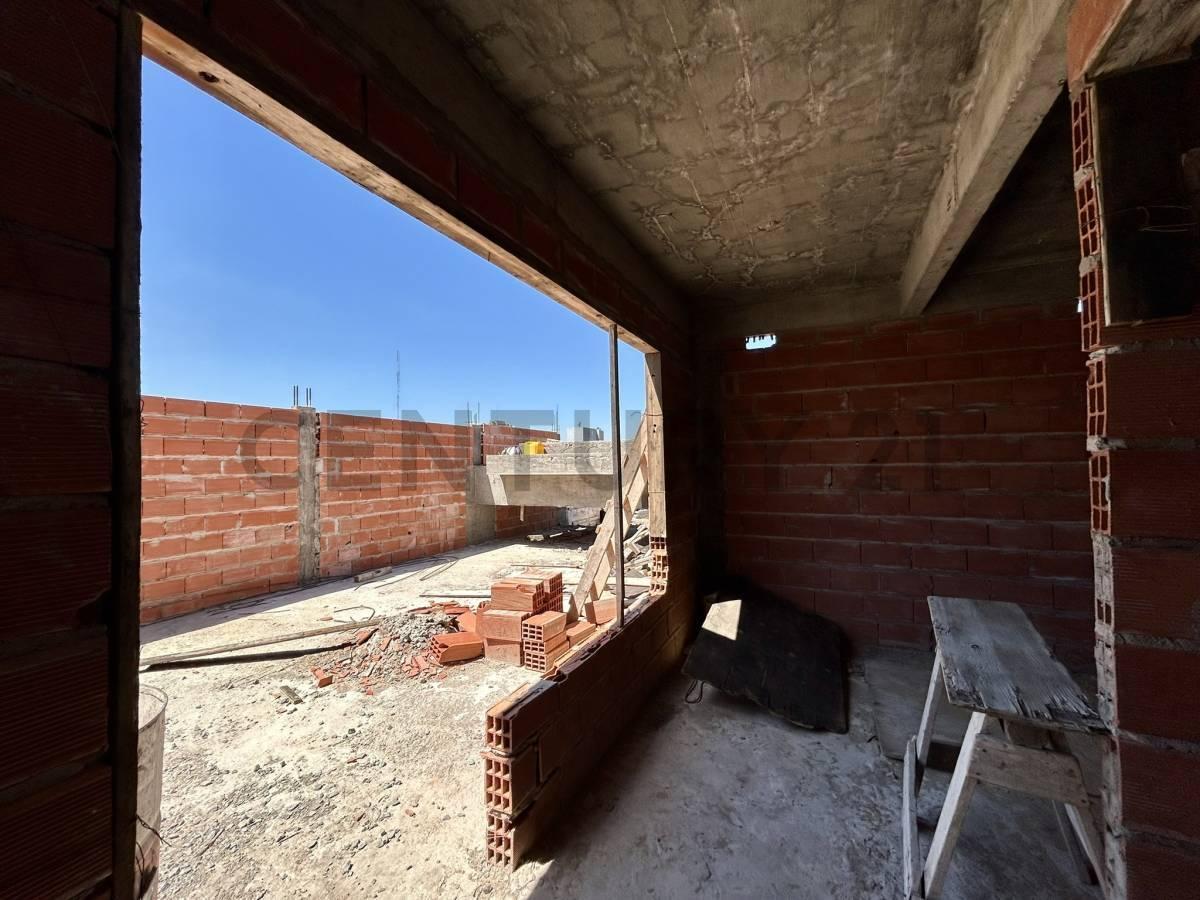 Foto de VENTA DEPTO 3 AMB- PERMUTA- FINANCIA- CASEROS NORTE, imagen 5