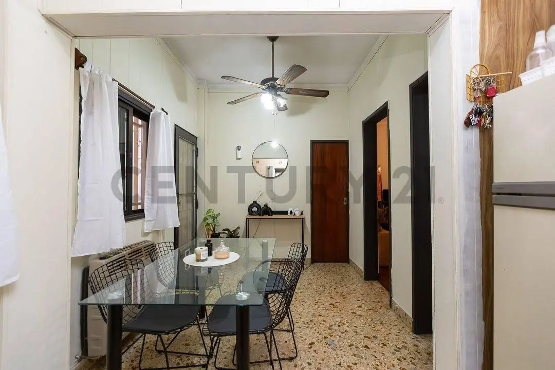 Venta PH 3 ambientes Caseros Permuta 4