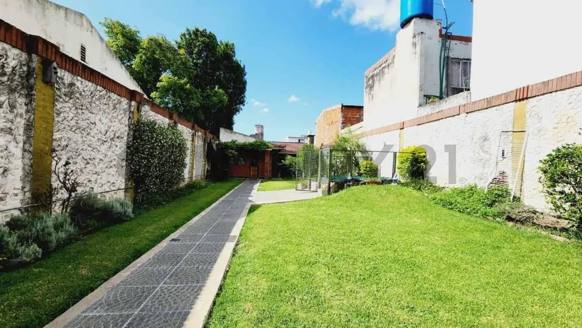 VTA CASA 5 AMB PILETA QUINCHO TERRAZA PERMUTA 3