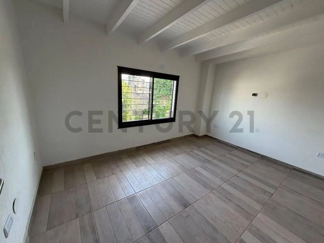 DEPARTAMENTOS DUPLEX 3 AMB RAMOS MEJIA CON BALCON 3