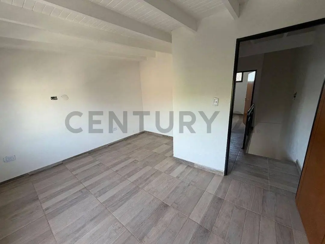 DEPARTAMENTOS DUPLEX 3 AMB RAMOS MEJIA CON BALCON 4