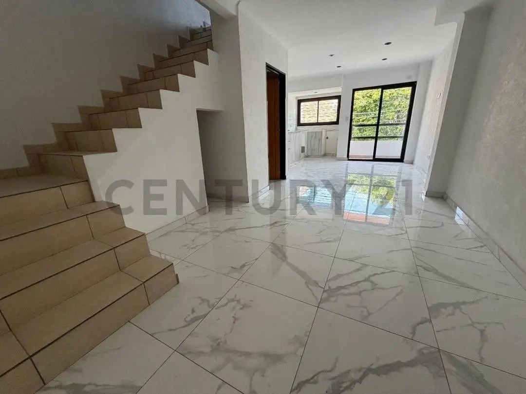 DEPARTAMENTOS DUPLEX 3 AMB RAMOS MEJIA CON BALCON 3