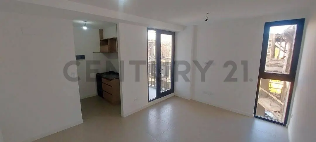 VENTA DEPARTAMENTO MONOAMBIENTE EN SANTOS LUGARES 3