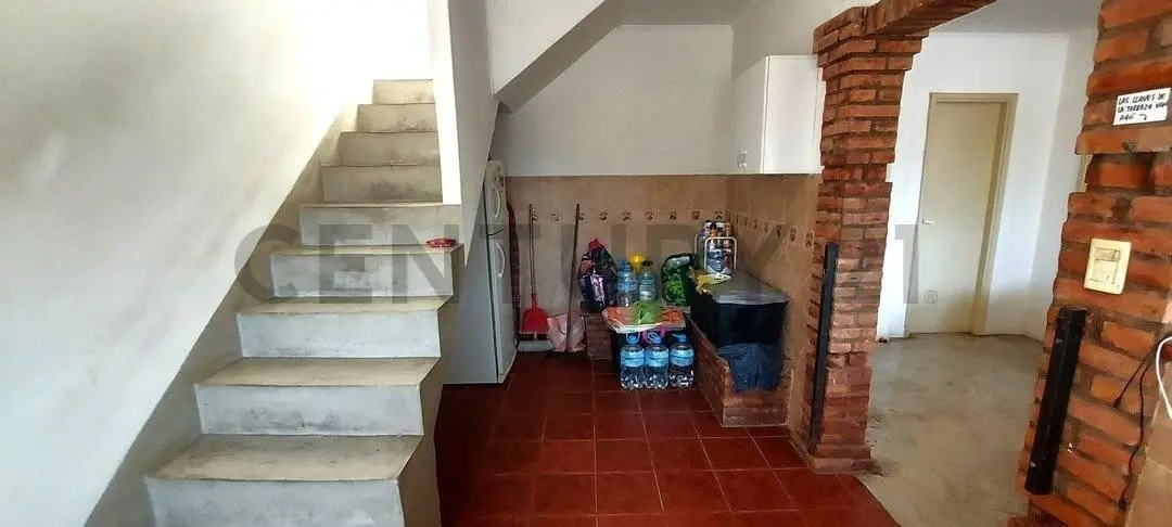 VENTA DE PH 4 AMBIENTES GRAN TERRAZA EN CASEROS 5