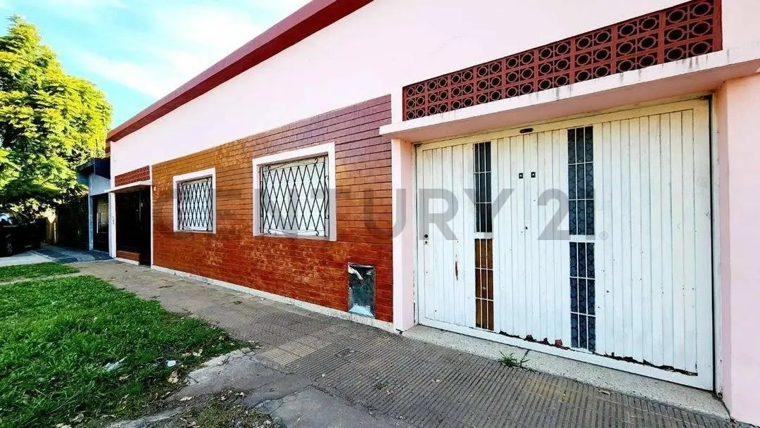 VTA CASA 3 AMB TERRAZA/APTACREDITO/PERMUTA 3