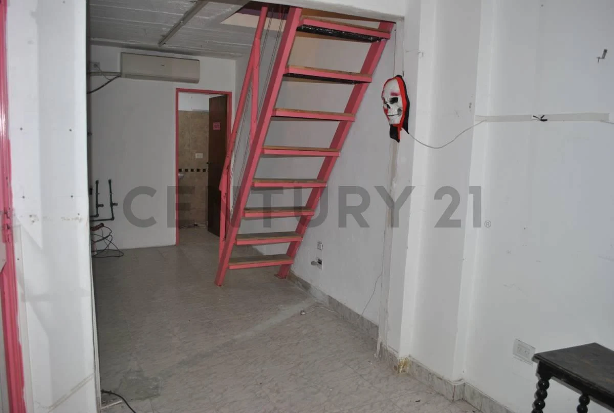 Foto de VENTA LOCAL EN GALERIA ACEPTA PERMUTA, imagen 2